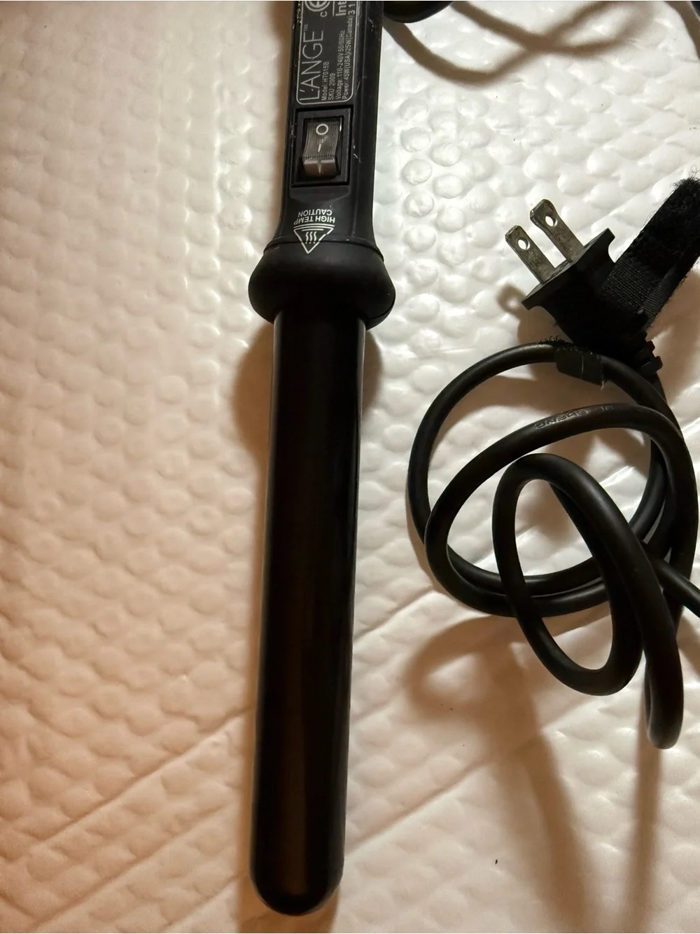 L'ANGE Black Curling Wand with Ceramic Barrel
